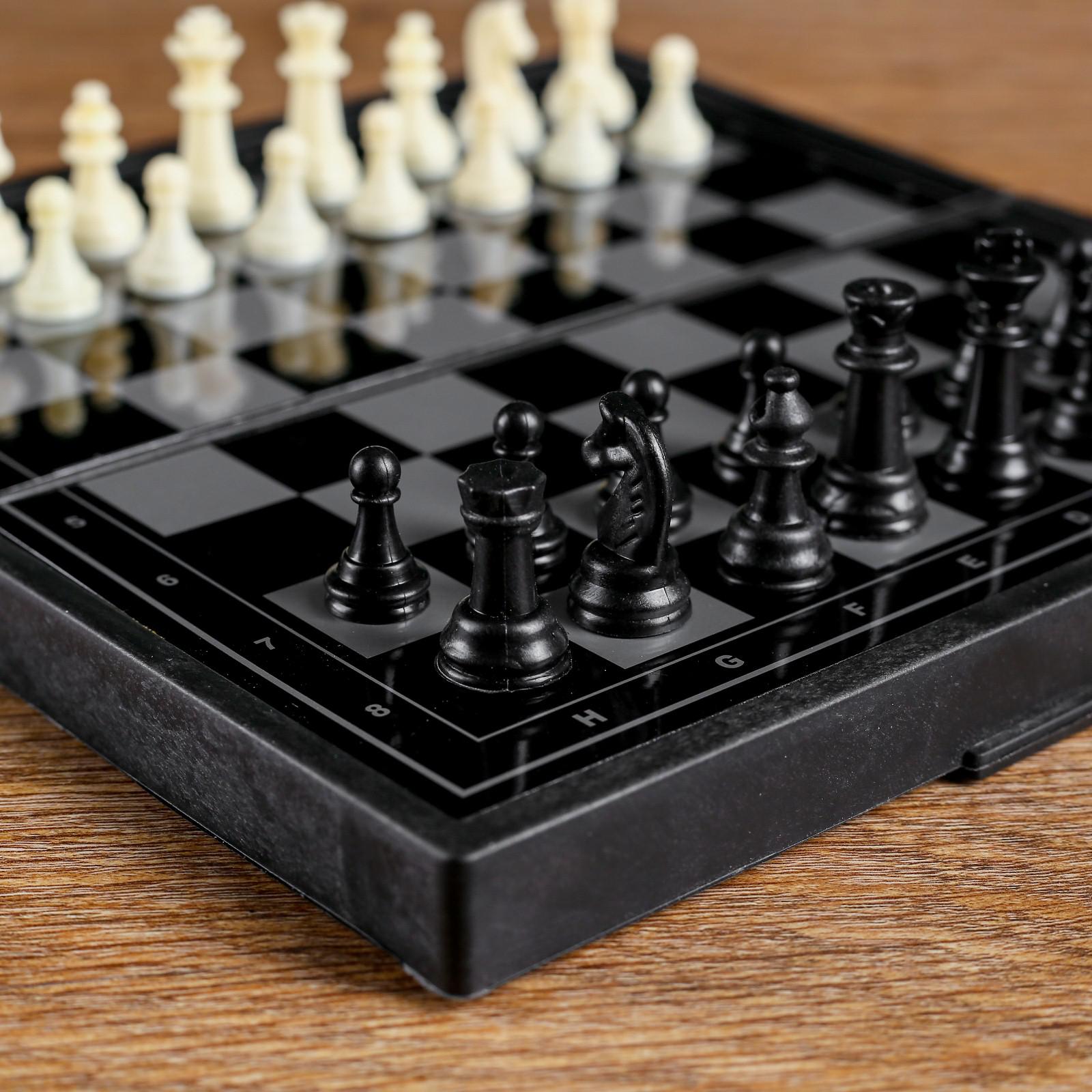 Настольная игра Sima-Land 3 в 1 «Зов» нарды шахматы шашки магнитная доска 19х19 см - фото 3