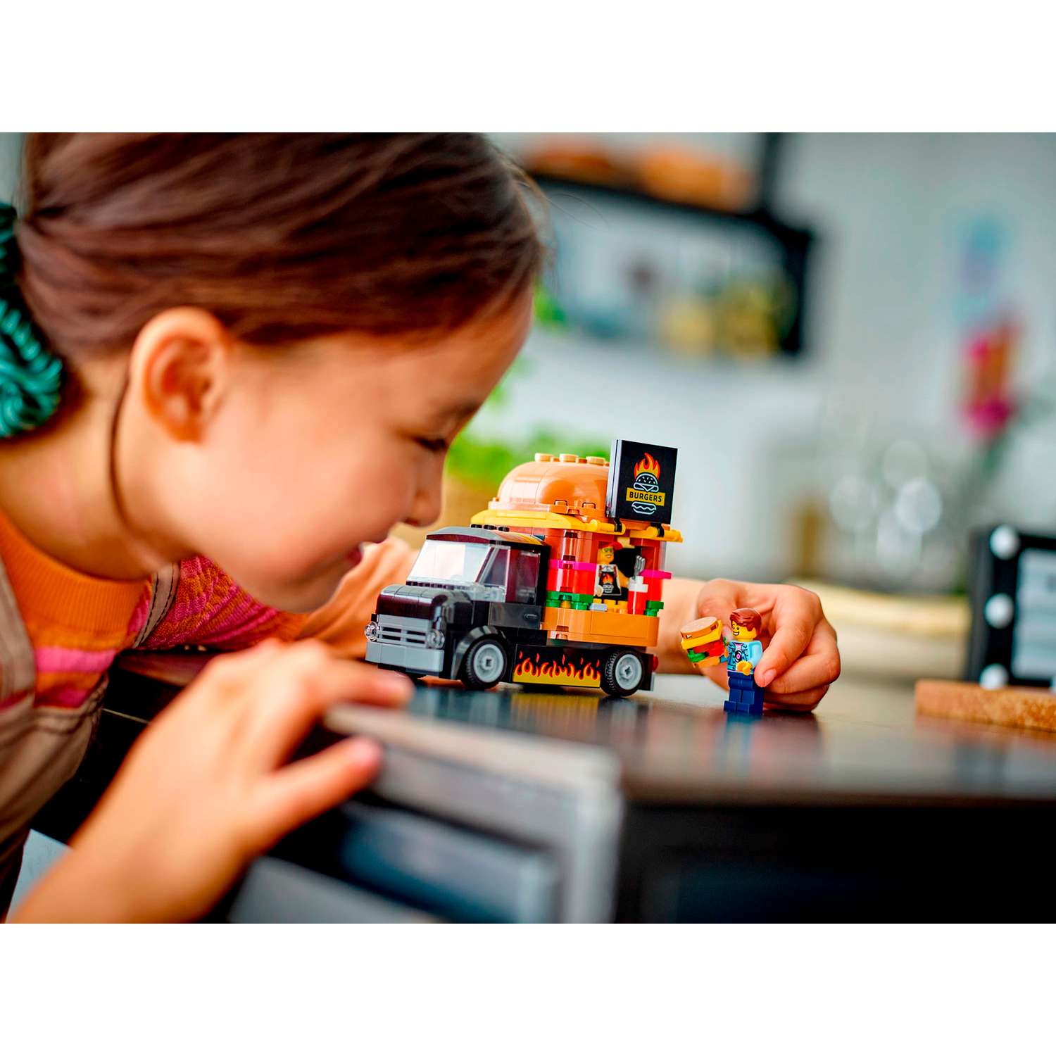 Конструктор детский LEGO City Фургон-гамбургер 60404 - фото 8