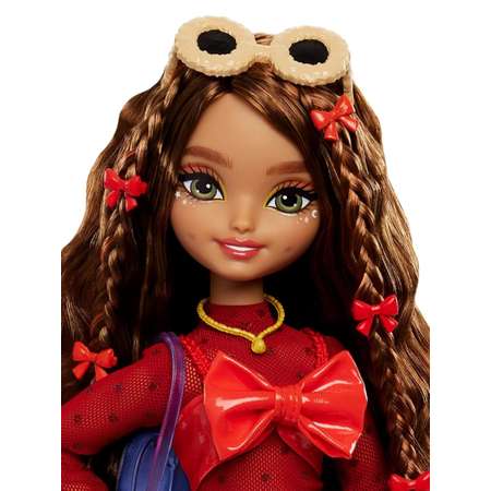 Кукла классическая Barbie Dream Besties HYC23 Тереза