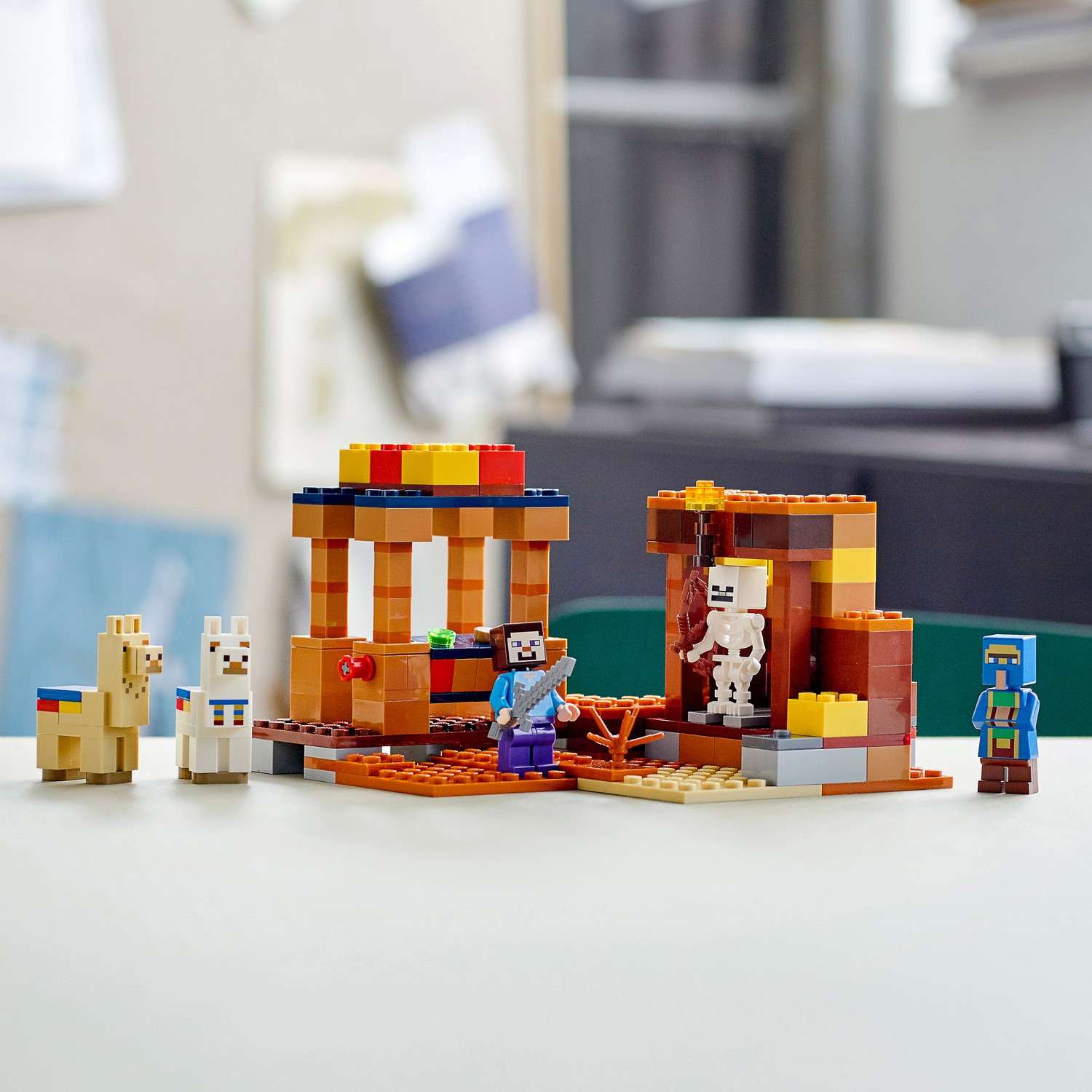 Конструктор LEGO Minecraft Торговый пост 21167 - фото 10