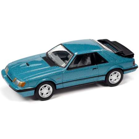 Автомобиль Johnny Lightning 1:64 голубой