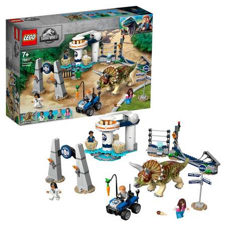 Конструктор LEGO Jurassic World Нападение трицератопса 75937