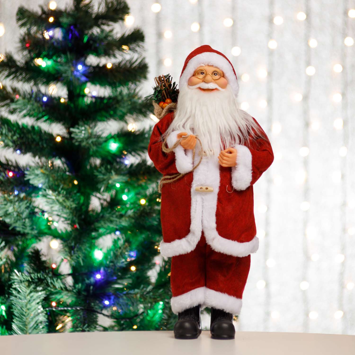 Фигура декоративная BABY STYLE Дед Мороз в красном костюме с деревянными пуговицами 45 см - фото 1