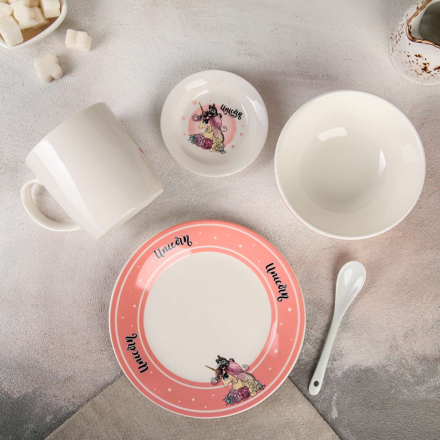 Набор посуды Sima-Land Единорог тарелка 18 см миска кружка 300 мл ложка подставка - фото 3