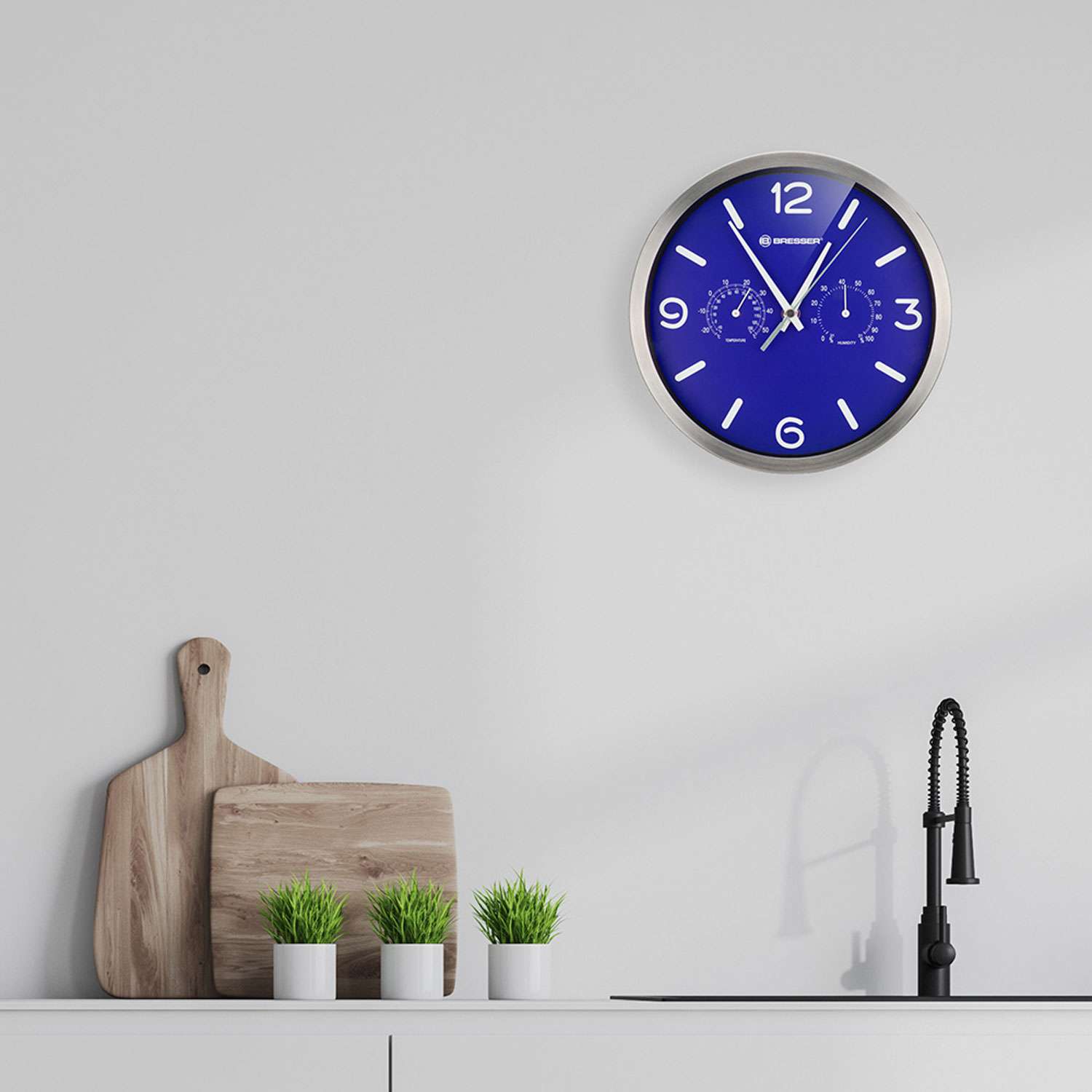 Часы настенные Bresser MyTime ND DCF Thermo/Hygro 25 см синие - фото 2
