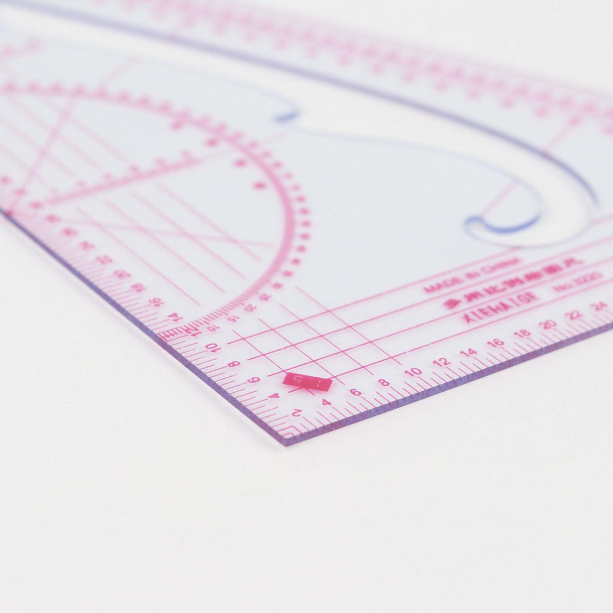 Лекало портновское Арт Узор метрическое для шитья изготовления игрушек конструирования выкройки Треугольник 20.5х11 см - фото 2