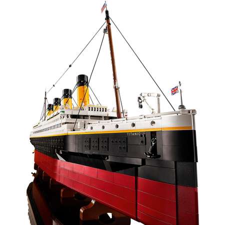 Конструктор LEGO Icons Титаник 10294