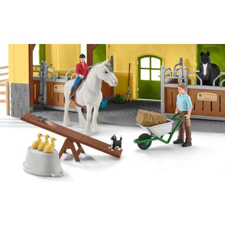 Игровой набор SCHLEICH Конюшня