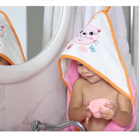 Полотенце для новрожденных Uviton махровое с капюшоном 90х90см розовое 0028/01