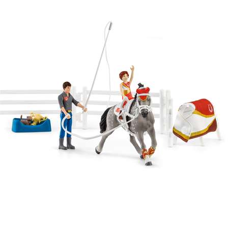 Игровой набор SCHLEICH Мии для занятий прыжками