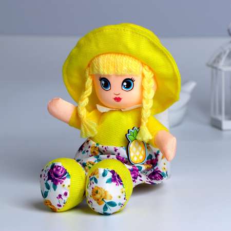 Мягкая кукла Milo Toys «Ева» с брошью 15х20 см