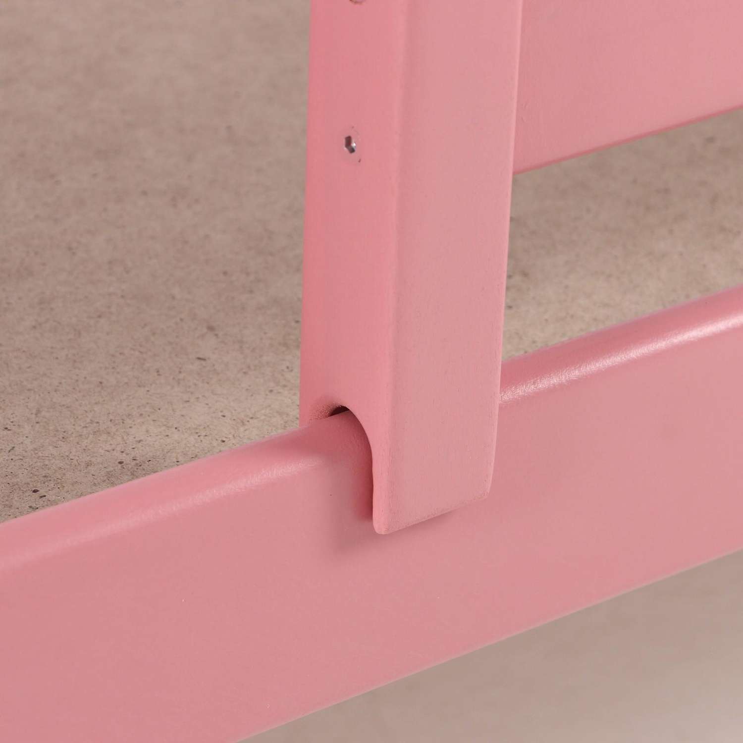 Кровать Клик Мебель Сева спальное место 1600х800 цвет Розовый пастельный Массив Берёзы - фото 4
