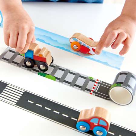 Детский игровой набор HAPE Деревянный поезд с лентой рельсов E0462_HP