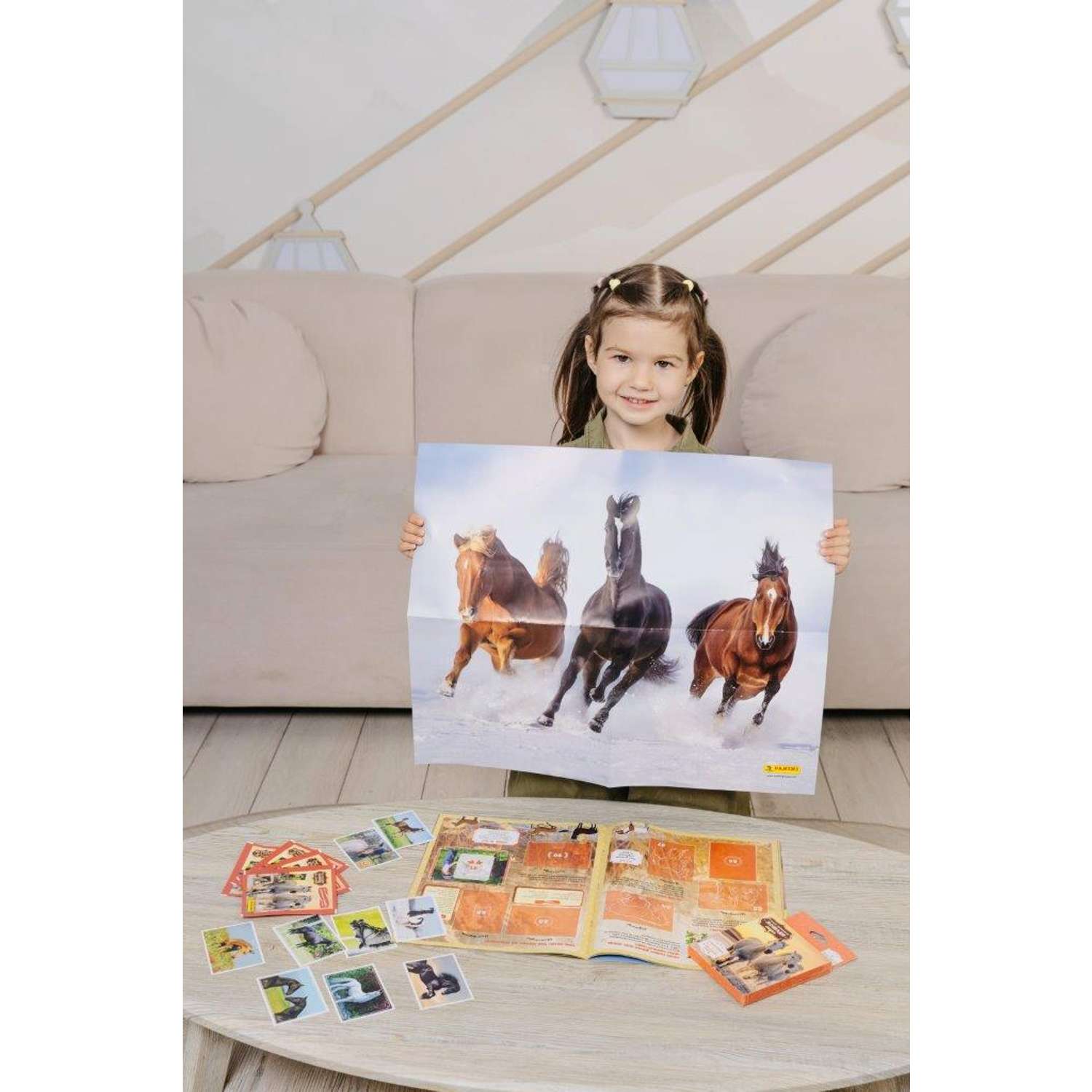 Набор коллекционных наклеек Panini Лошади Horses 24 пакетика в комплекте из эко-блистеров - фото 10