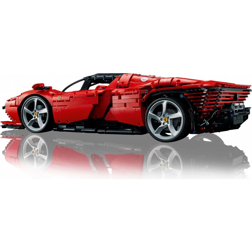 Конструктор LEGO Technic Ferrari Daytona SP3 42143 - фото 5