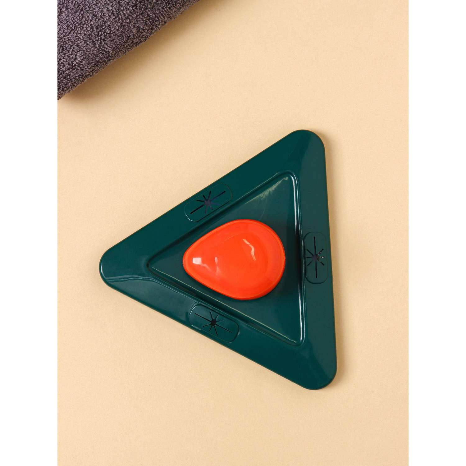 Щётка Доляна для мебели и одежды велюровая треугольная 16×18×5 см - фото 4