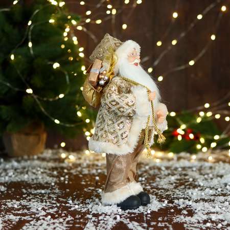 Дед мороз Зимнее волшебство «В золотой шубе с ремешком и подарками» 16х30 см