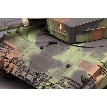 Сборная модель MENG TS-016 танк Леопард 2 A4 1/35