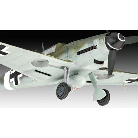 Сборная модель Revell Combat Set истребитель-низкоплан Bf109G-10 и Спитфайр Mk.V