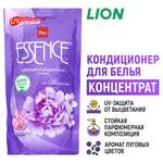 Кондиционер для белья LION Essence Blossom парфюмированный с ароматом весеннего луга 600 мл