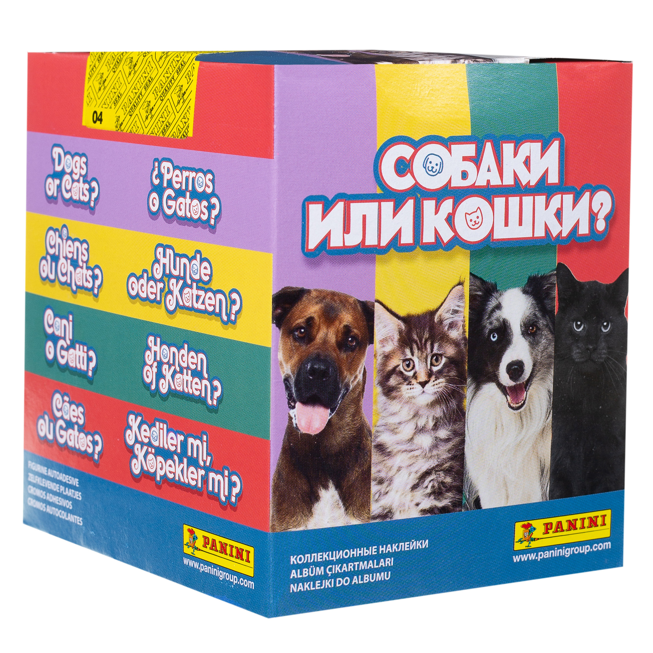 Бокс с наклейками Panini Собаки или кошки Dogs or Cats 50 пакетиков в наборе - фото 1