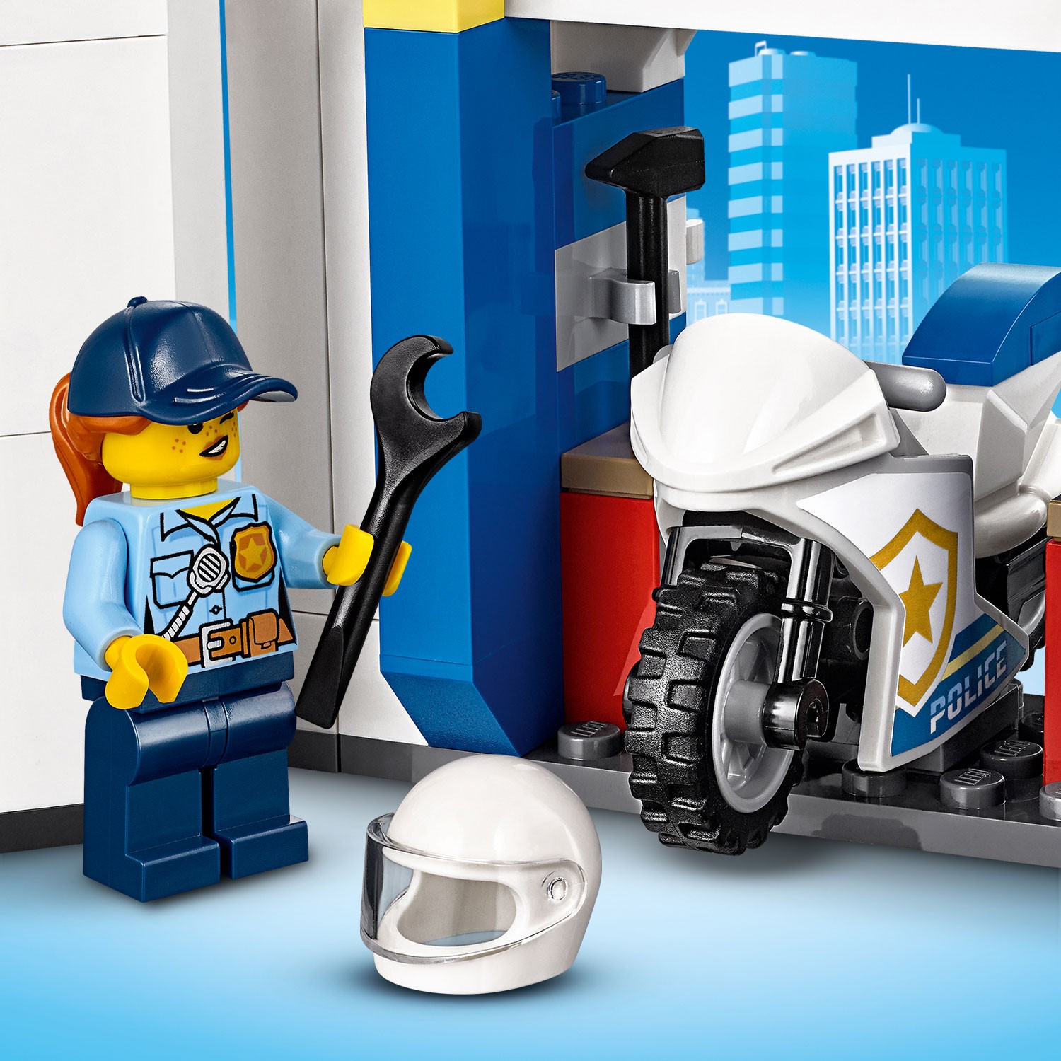 Конструктор LEGO City Police Полицейский участок 60246 - фото 15