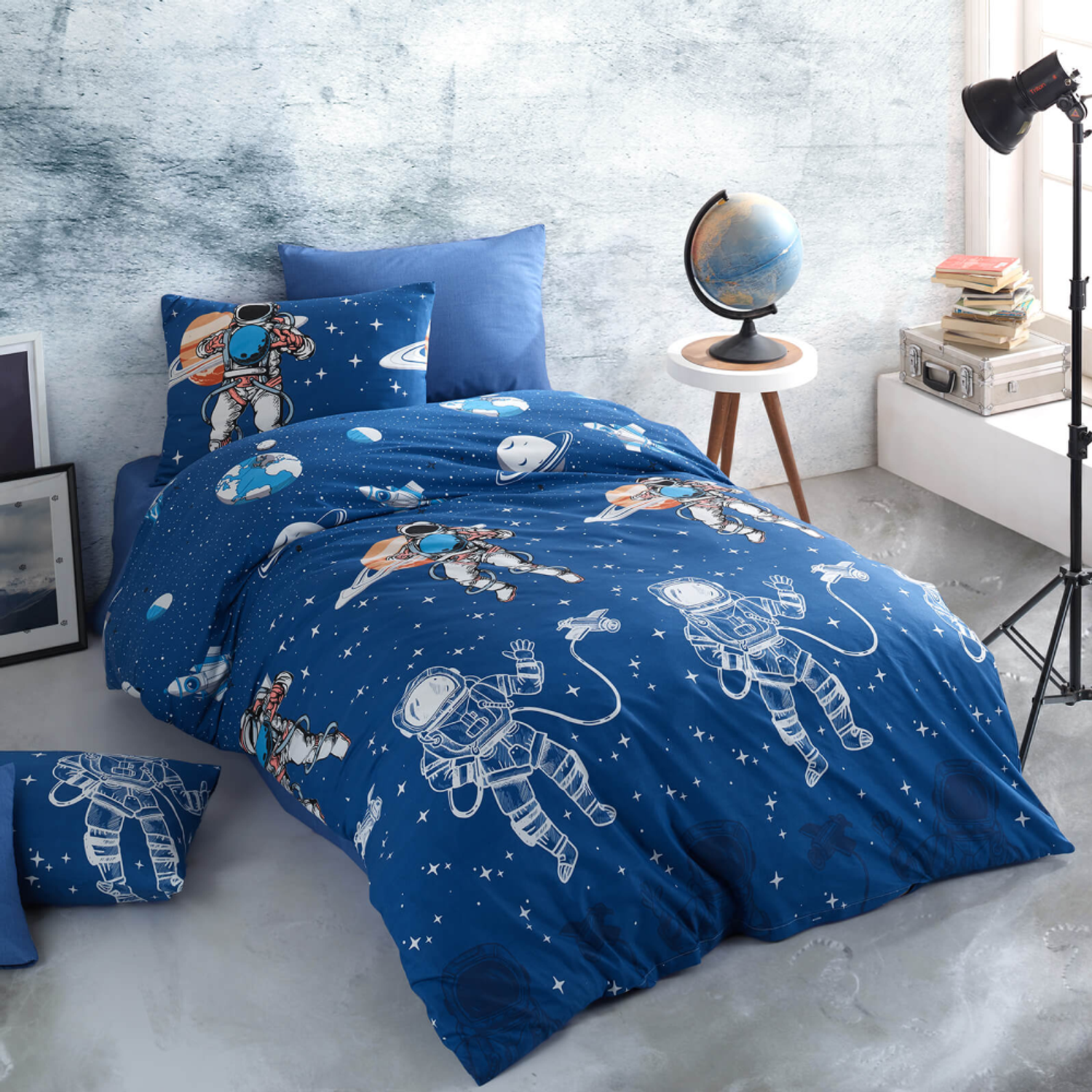 Комплект постельного белья ATLASPLUS астронавт синий полутороспальный - фото 3