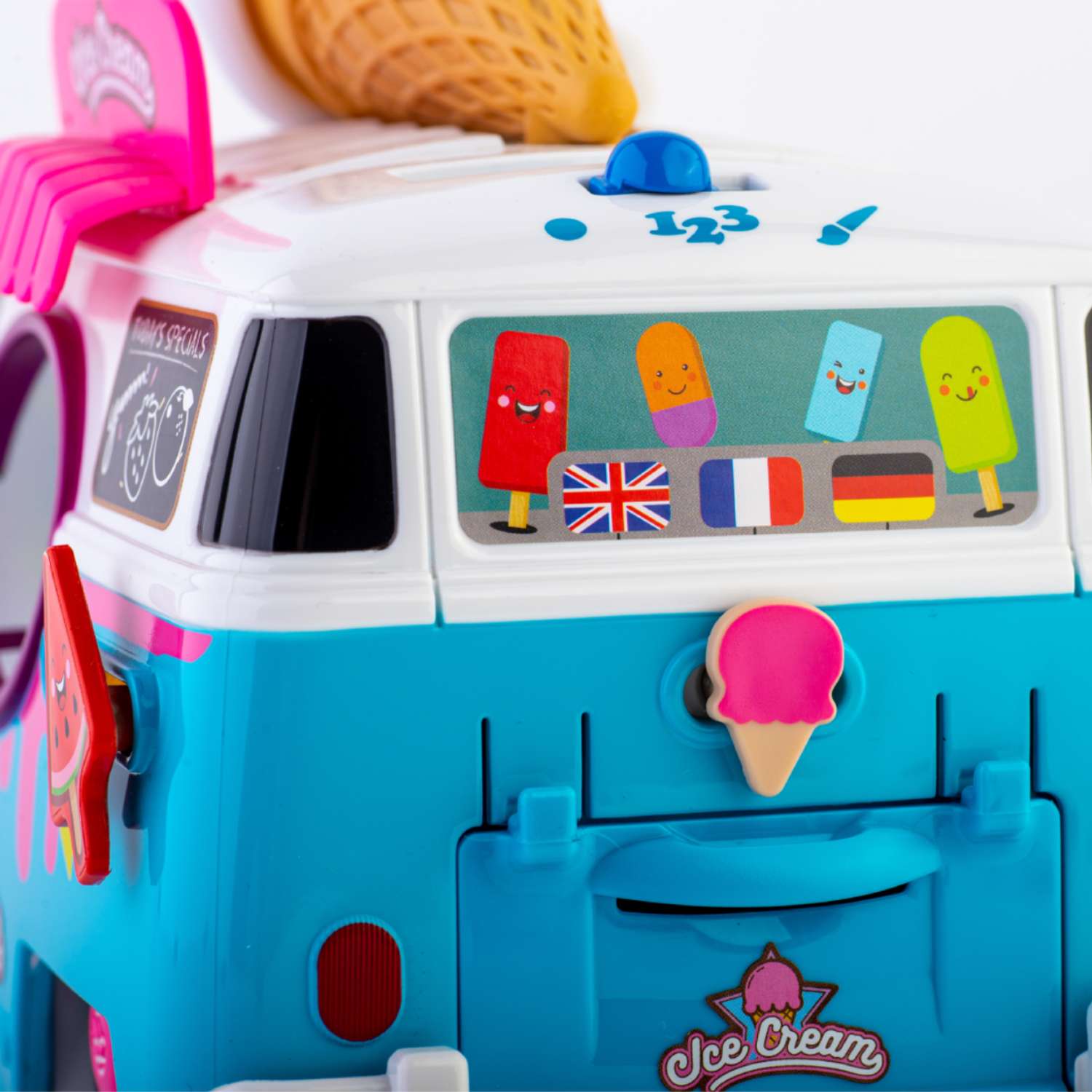 Музыкальная машинка Bburago Junior Микроавтобус Фольксваген Веселый фургон мороженного - фото 9