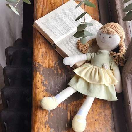 Кукла Bonikka мягконабивная Honey 40 см в подарочной упаковке