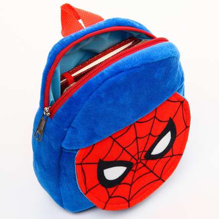 Рюкзак MARVEL плюшевый на молнии с карманом 19х22 см Человек-паук