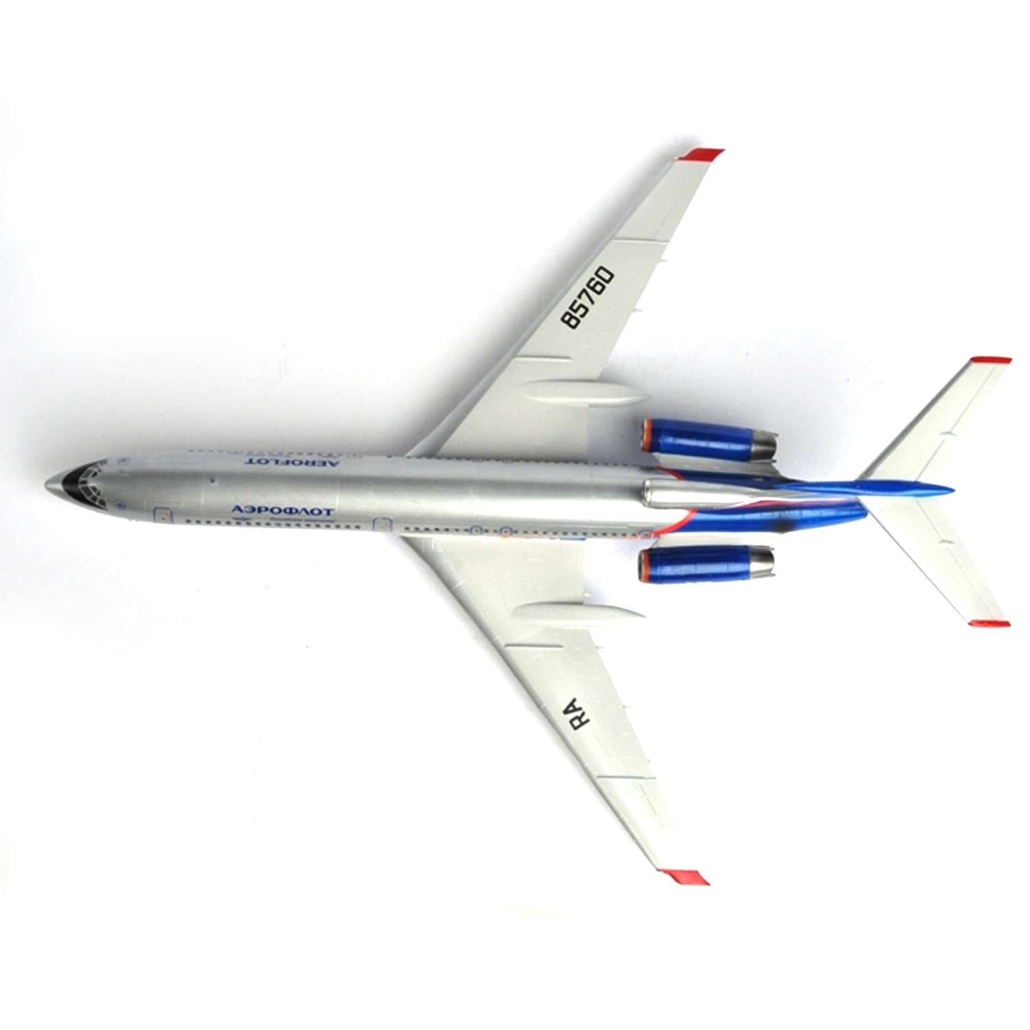 Модель для сборки Звезда Пассажирский авиалайнер Ту-154 7004 - фото 5