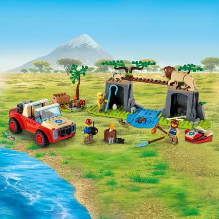 Конструктор LEGO City Wildlife Спасательный внедорожник для зверей 60301