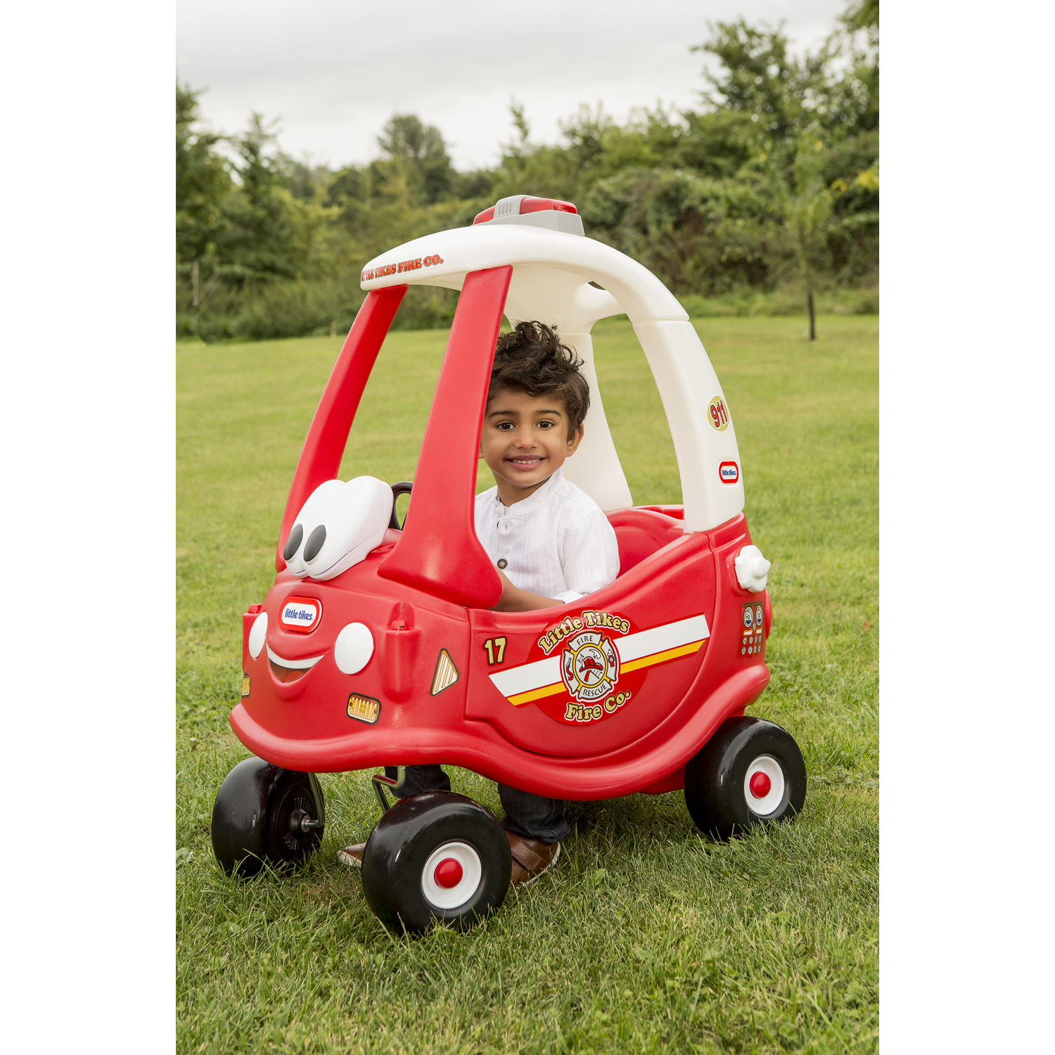 Каталка Little Tikes Пожарная машина 172502 купить по цене 12599 ₽ в  интернет-магазине Детский мир