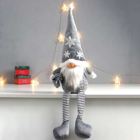 Кукла интерьерная Зимнее волшебство «Дед Мороз с мешком бархатный серый колпак со снежинкой» 75х21х15 см