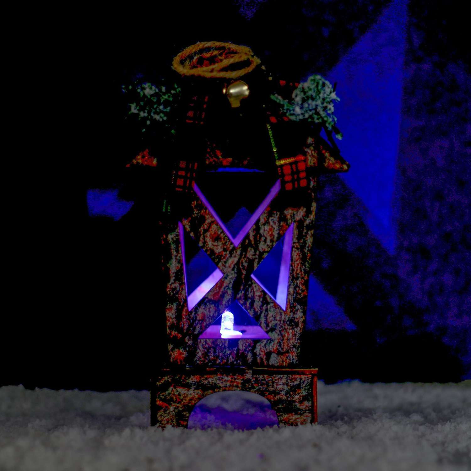 Новогодний декор Лесная мастерская с подсветкой «Сказка» 8.5х8.5х16 см - фото 2