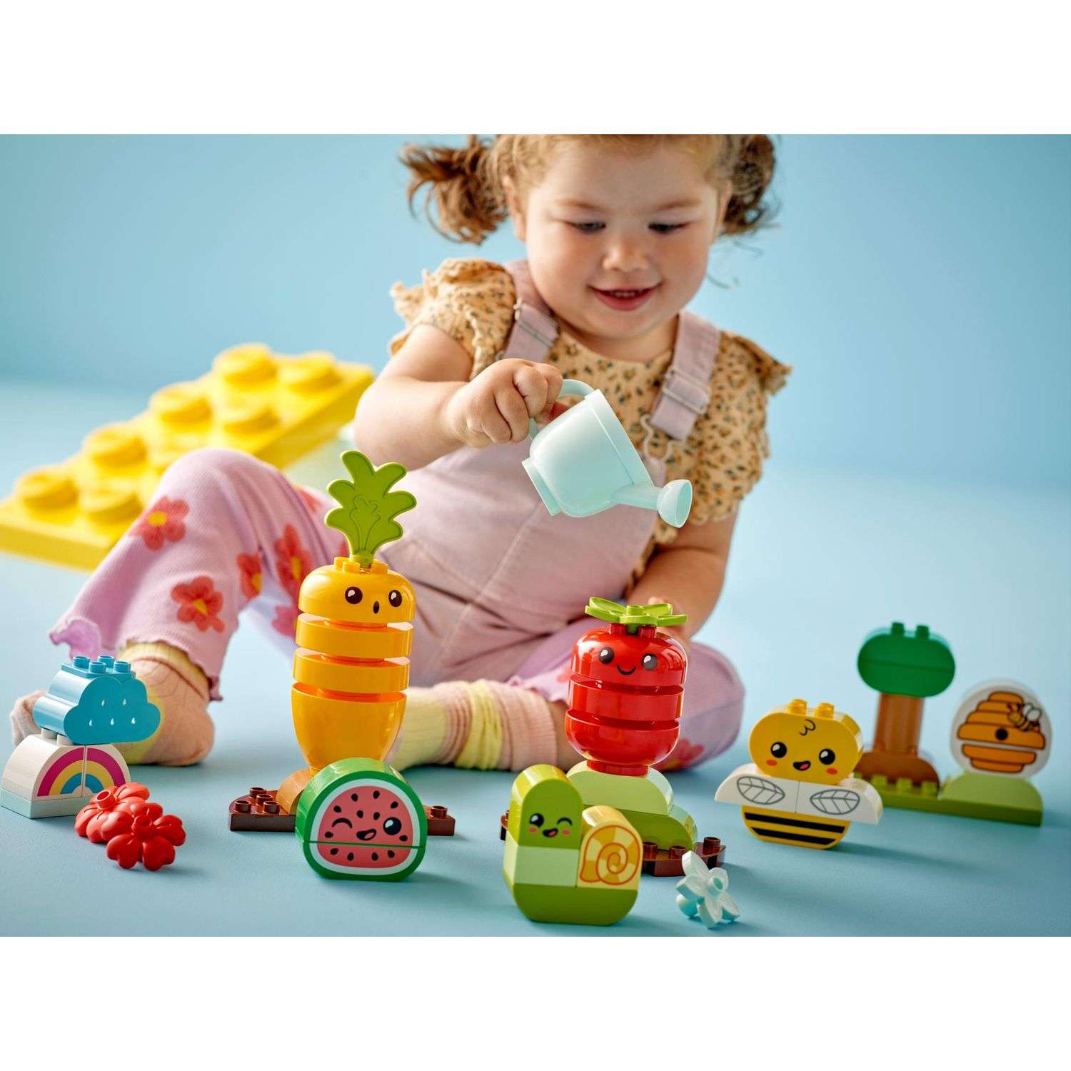 Конструктор LEGO DUPLO Organic Garden 10984 - фото 11