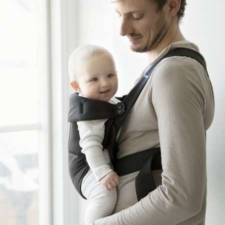 Рюкзак для переноски ребенка BabyBjorn Mini Cotton Черный