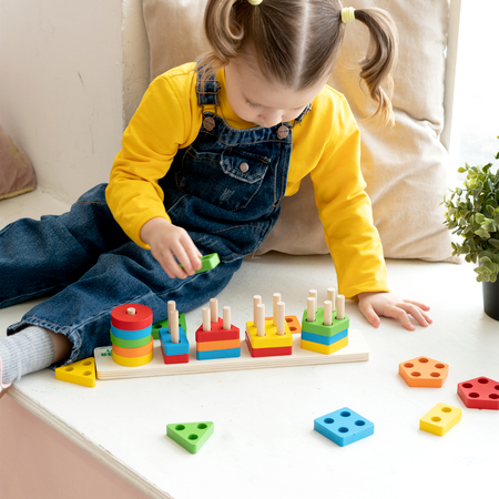 Деревянный сортер для малышей КУЗЯ ТУТ Развивающая детская игра монтессори пирамидка логика из бука