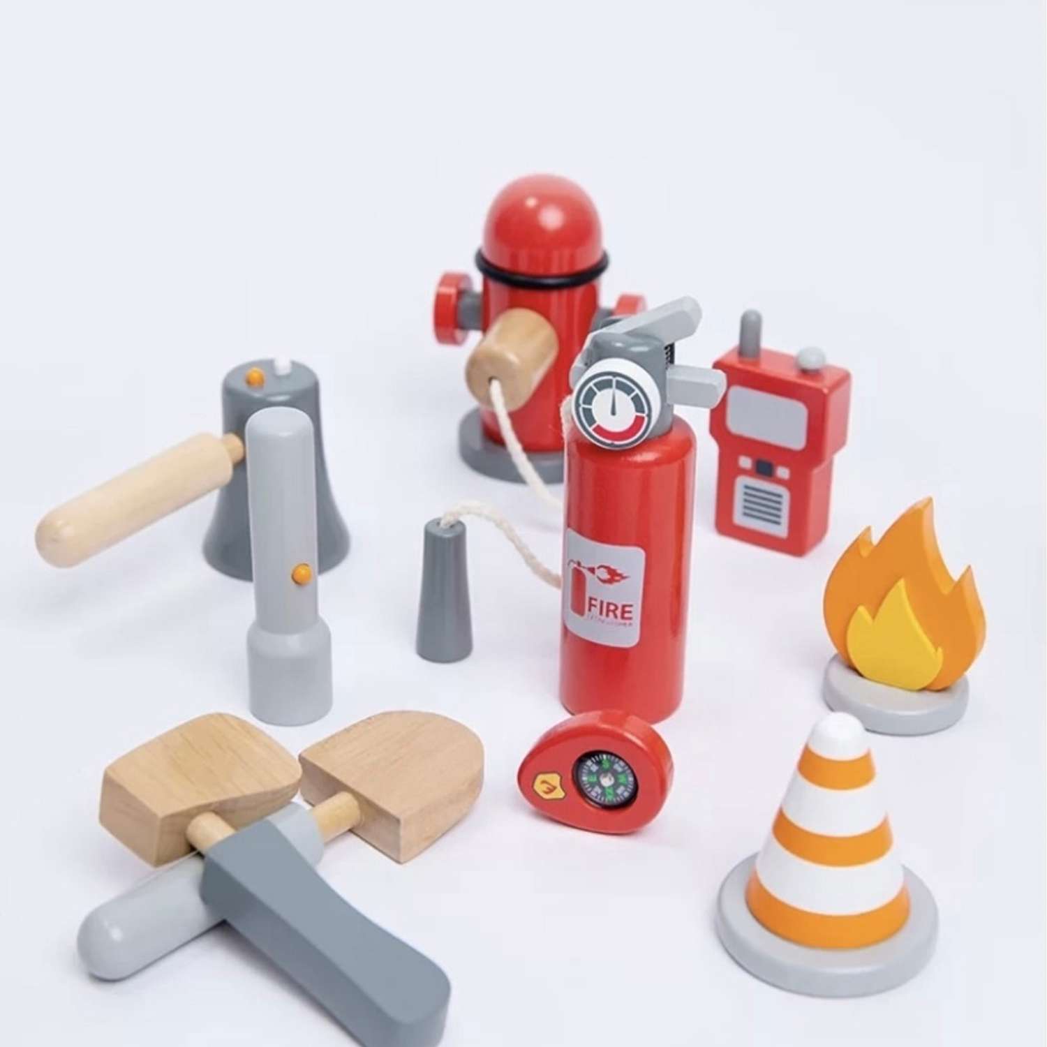 Набор деревянный игровой Panawealth International для мальчиков Пожарный-спасатель 14 предметов - фото 2