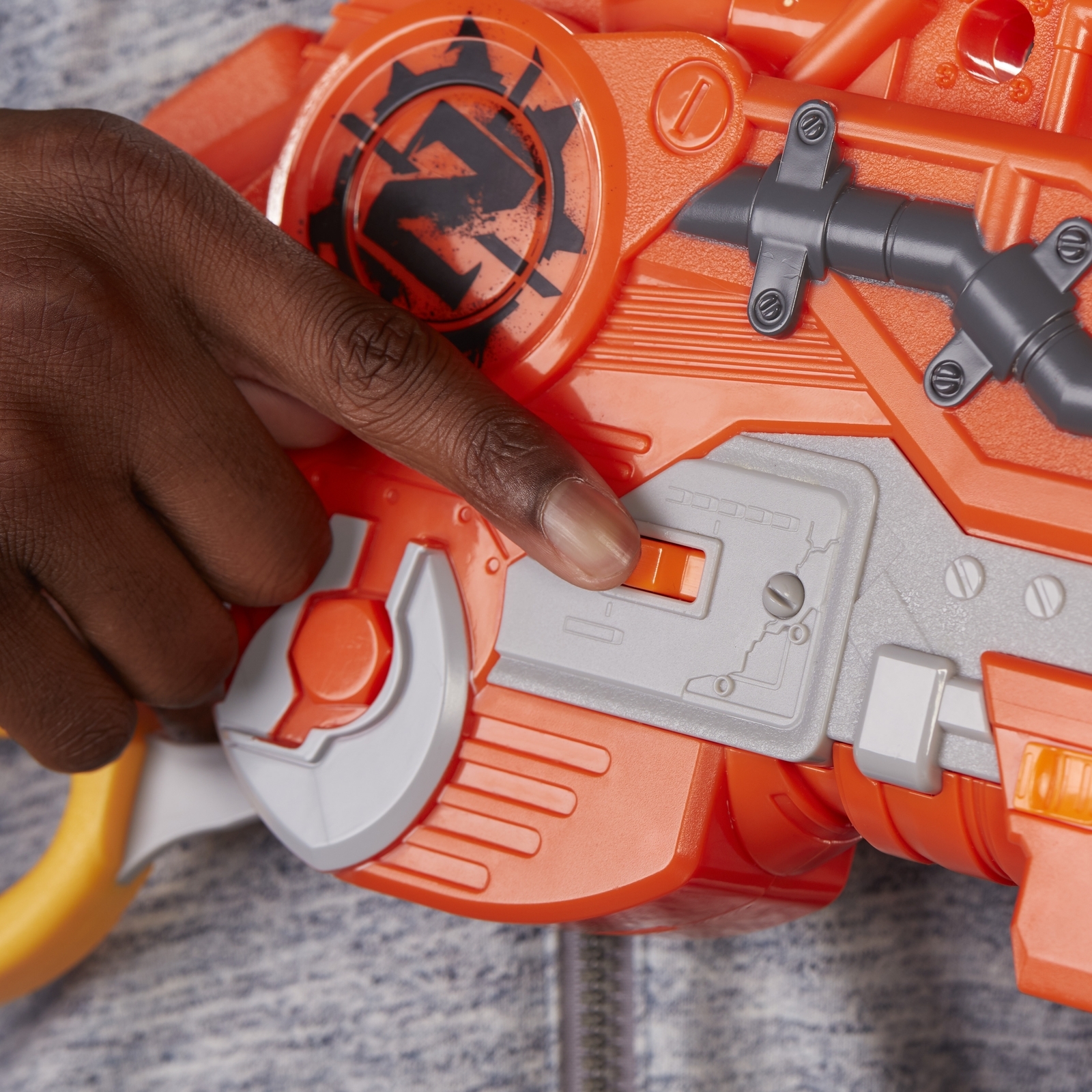 Бластер Nerf Zombie Strike Выживший - фото 10