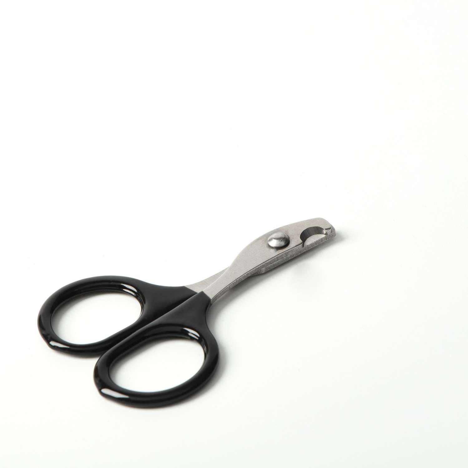 Ножницы-когтерезы Пижон с прорезиненными ручками Отверстие 6 мм чёрные - фото 1