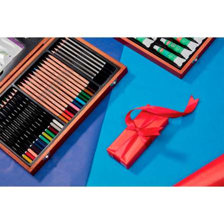 Подарочный набор карандашей DERWENT Academy Wooden Gift Box карандаши 30шт кисточка точилка альбом деревянная коробка 2300147