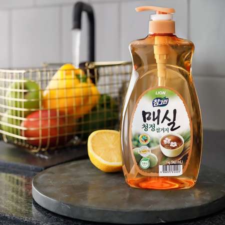 Средство для мытья посуды овощей и фруктов LION Chamgreen Японский абрикос 960мл