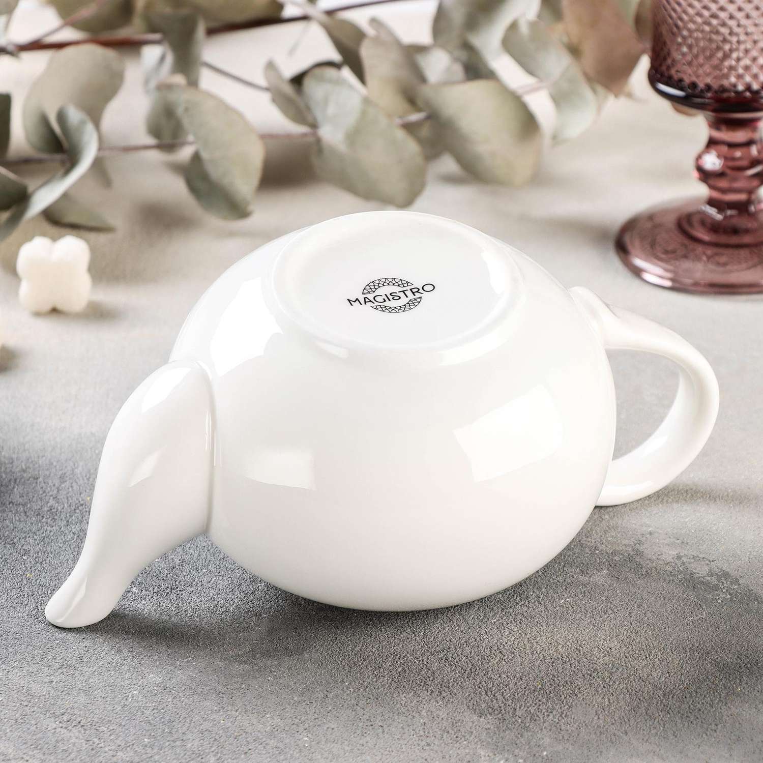 Заварочный чайник MAGISTRO фарфоровый «Бланш» 600 мл цвет белый - фото 4