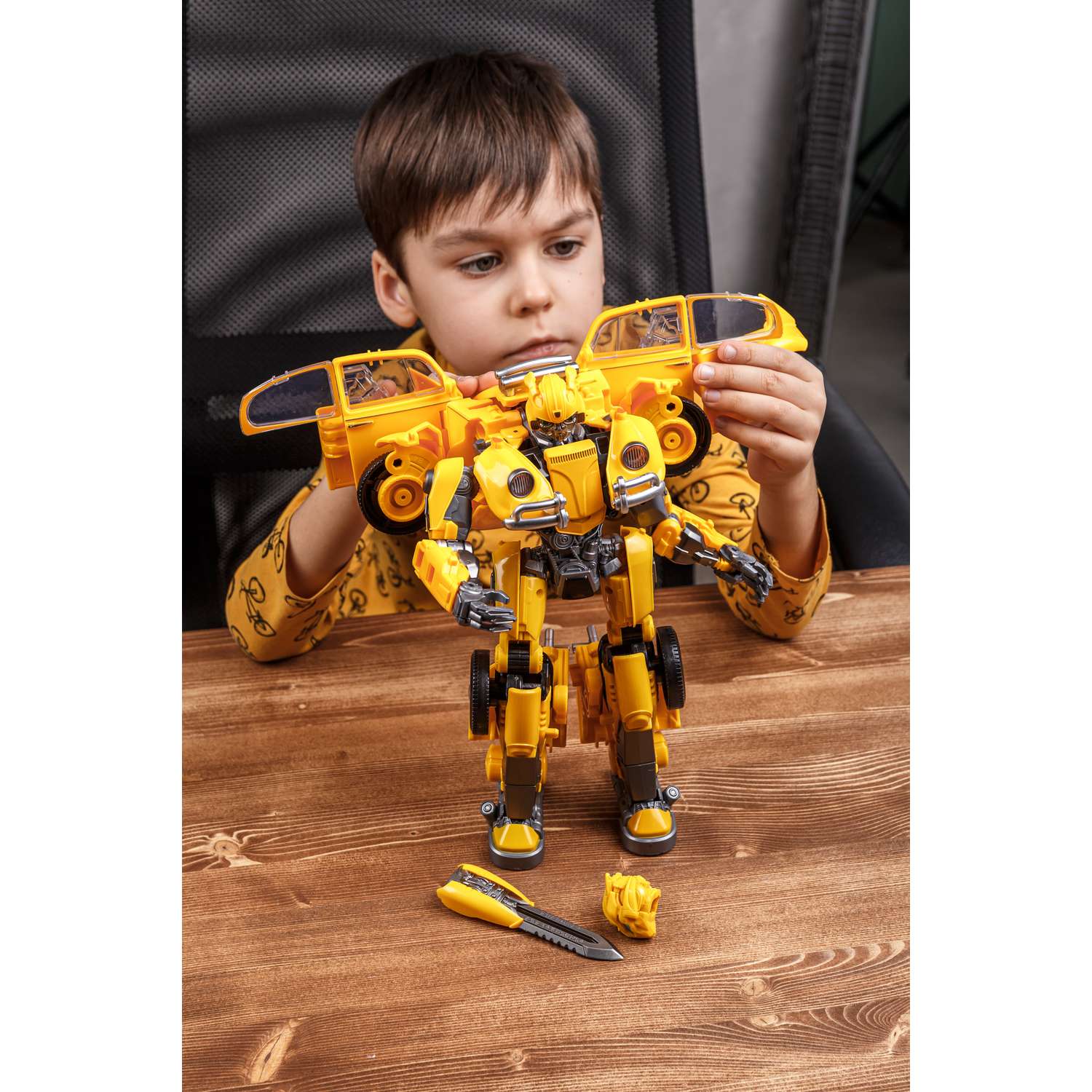 Робот-трансформер BAZUMI Машинка Бамблби Max подарок мальчику - фото 5
