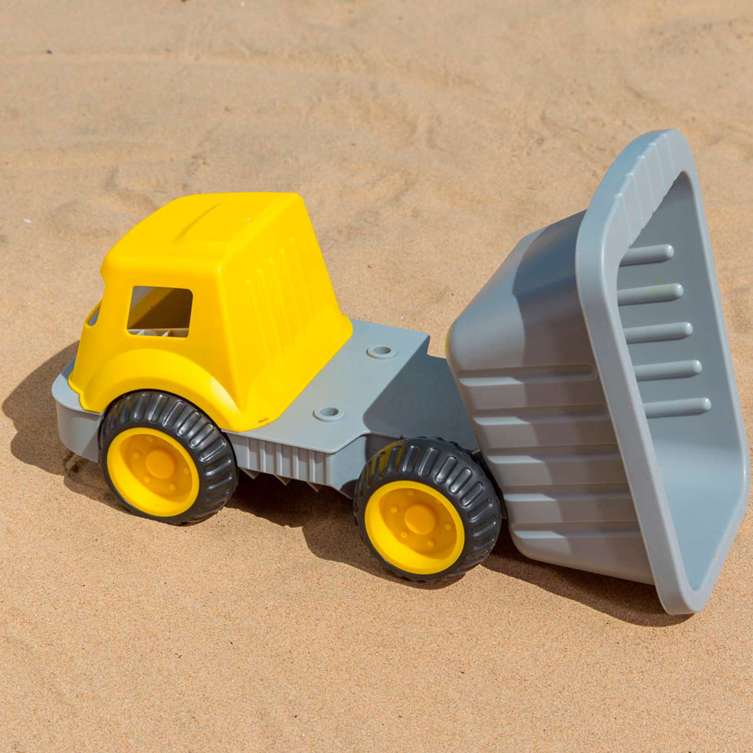 Игрушка для песка HAPE Самосвал - фото 5
