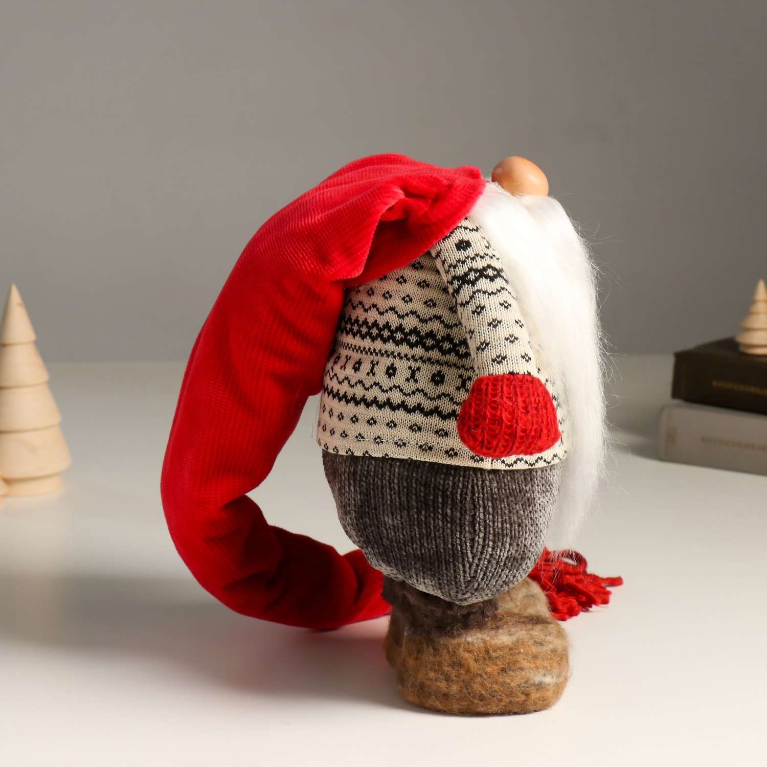 Кукла интерьерная Зимнее волшебство «Дедушка Мороз в длинном колпаке с кисточкой» 24 5 см - фото 2