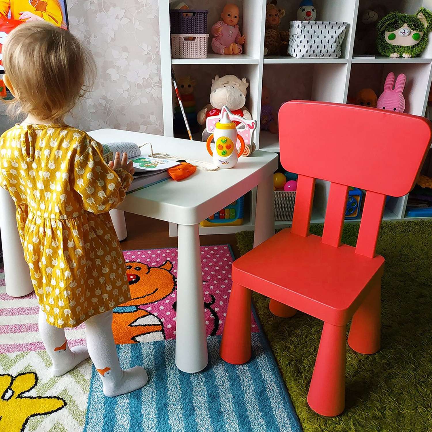 детский столик и стульчик в икеа