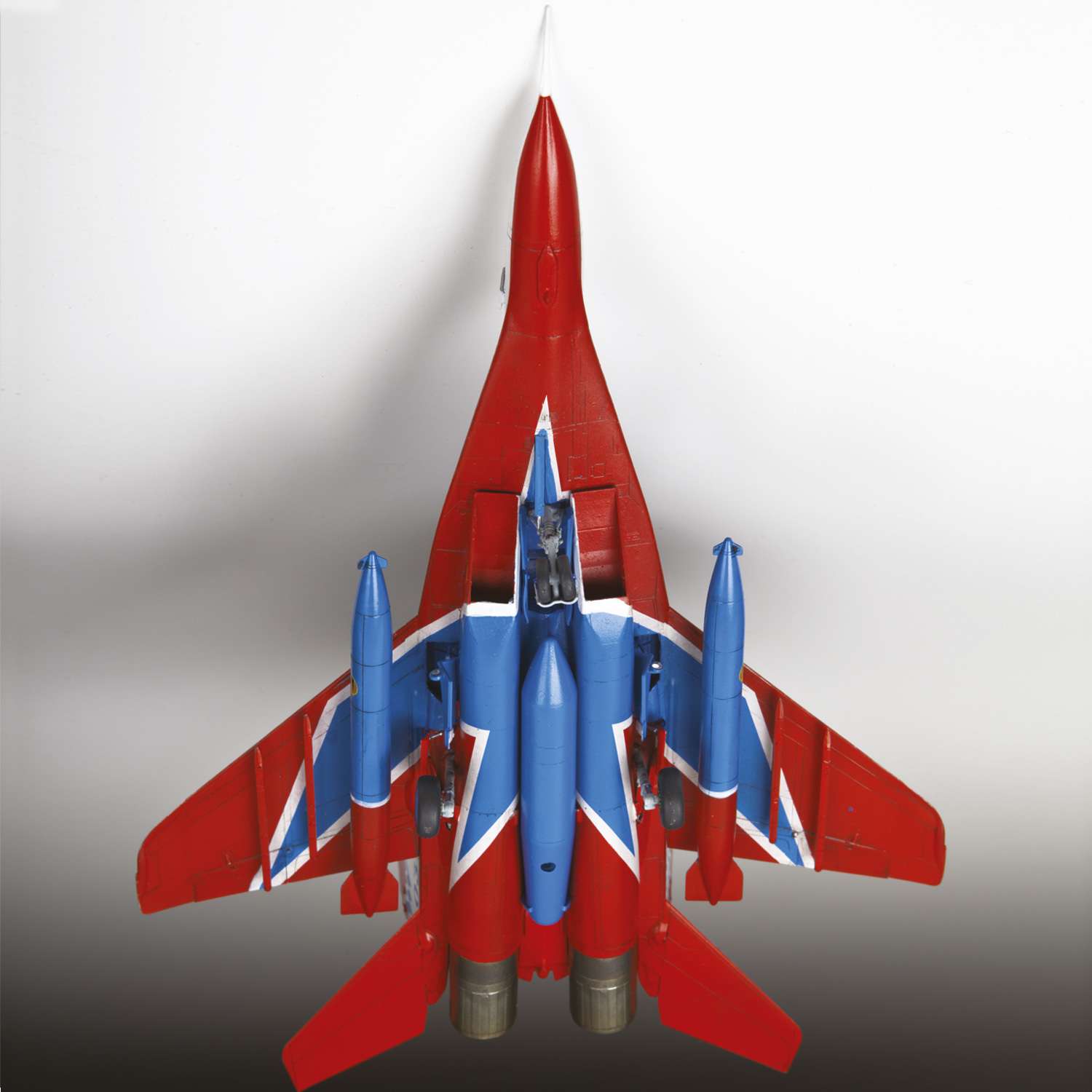 Модель сборная Звезда Самолёт МиГ 29 Стрижи 7310 - фото 4