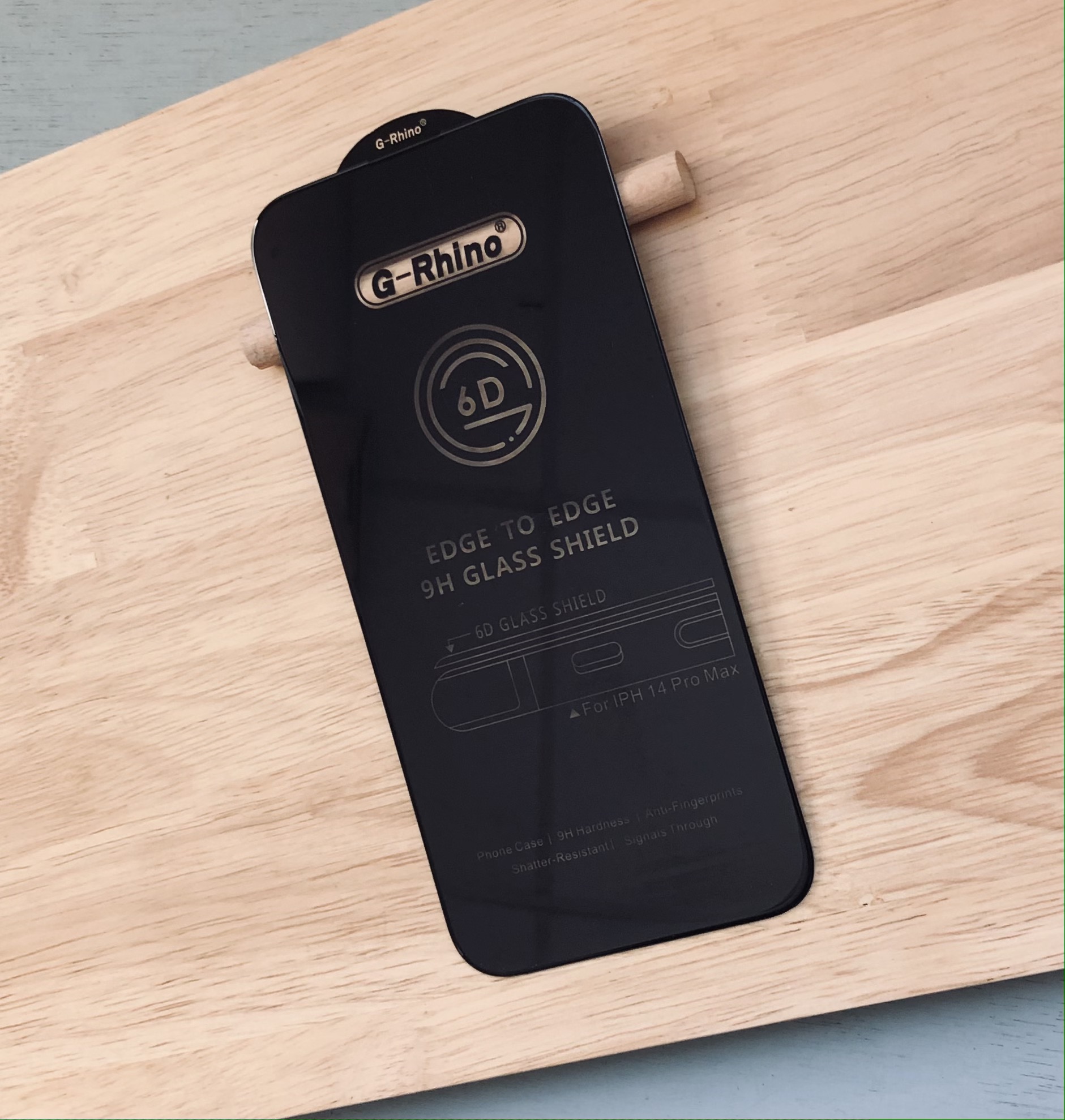 Закаленное стекло 9Н МАККЕЙС Gorilla Glass 6D для iPhone 14 Pro Max - фото 1